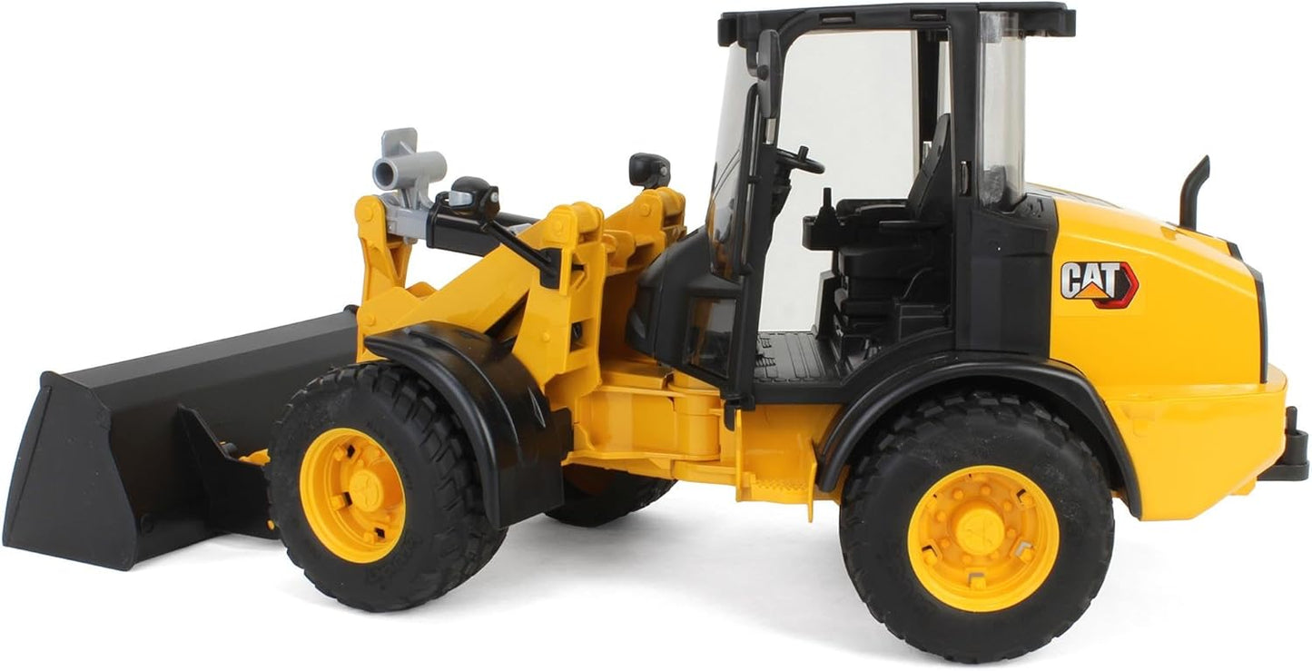 Cat® Compact Articulated Wheel Loader