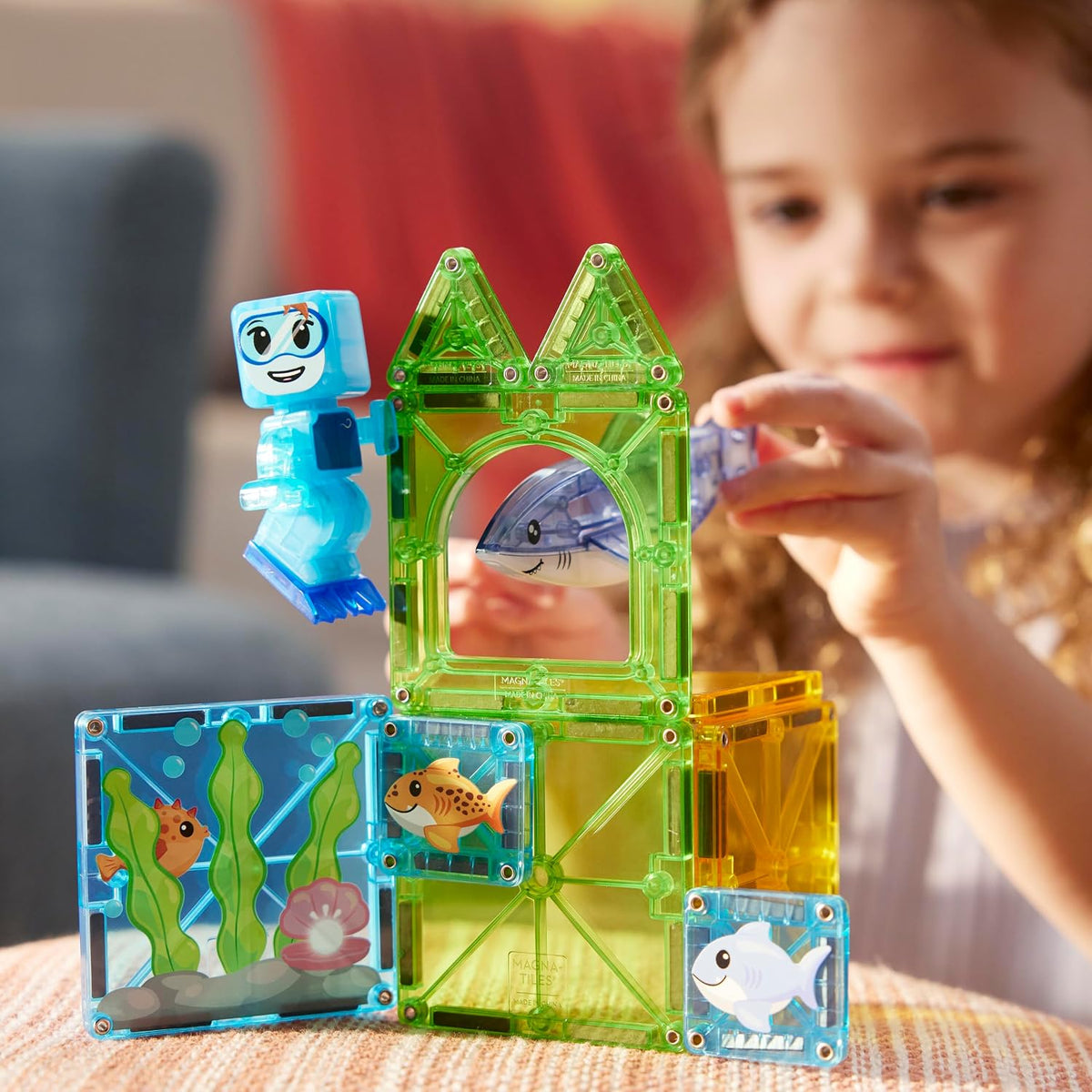 Magnatiles Shark Dive