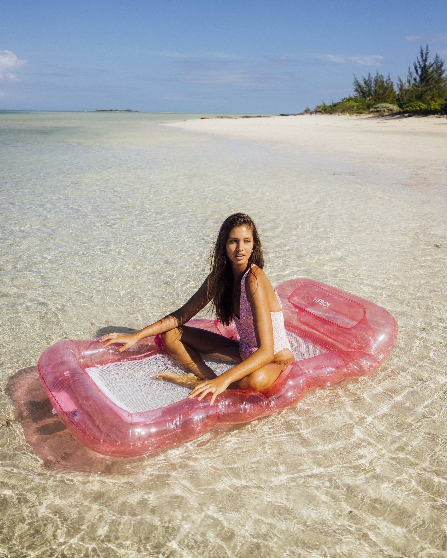 Clear Pink Mesh Lounger