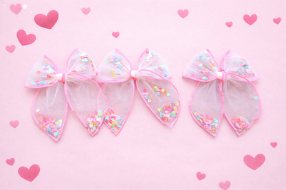 Mesh Shaker Bow - Heart Eyes