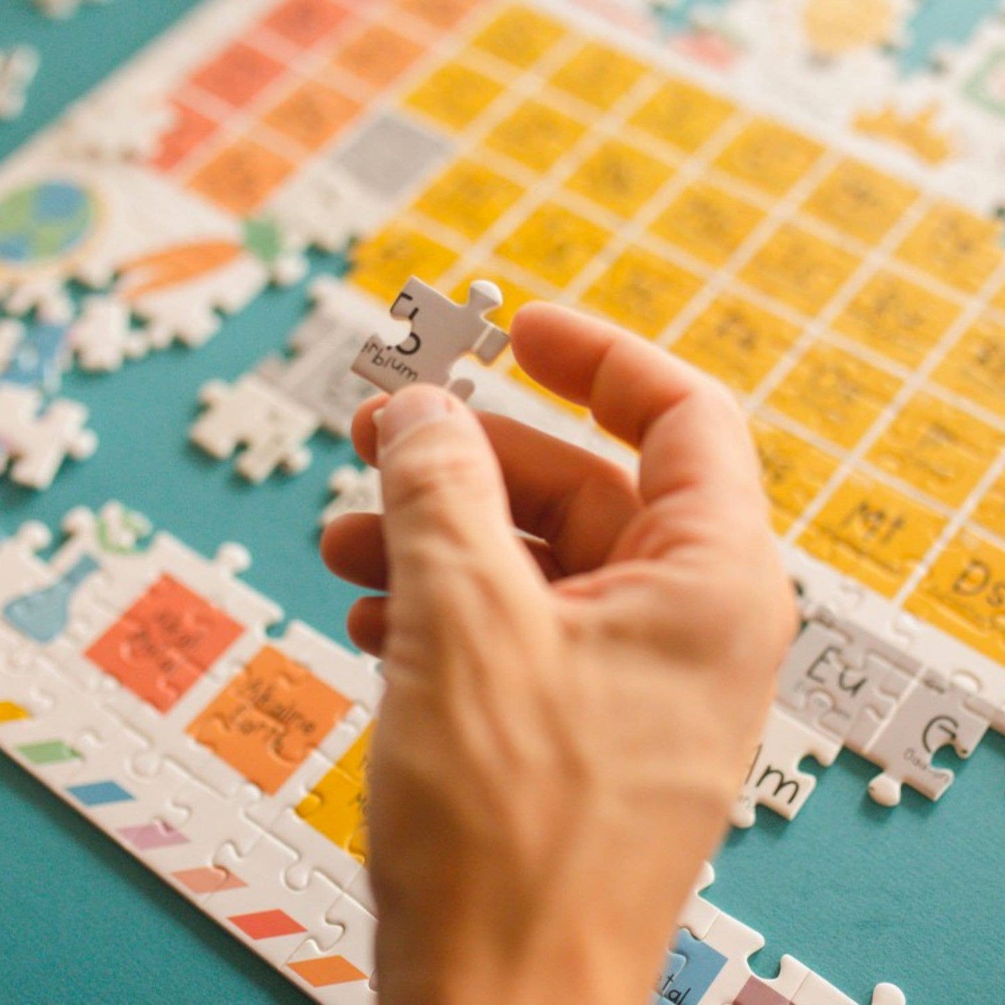 Periodic Table - 500 Piece Educational Jigsaw Puzzle