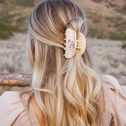 Preppy Bear Hair Claw – Charming Retro Style