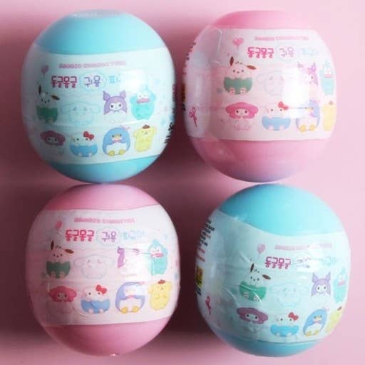 Sanrio Characters adorable round Figure blind Capsule