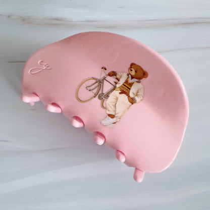 Preppy Bear Hair Claw – Charming Retro Style