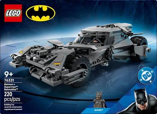 LEGO Batman v Superman Batmobile