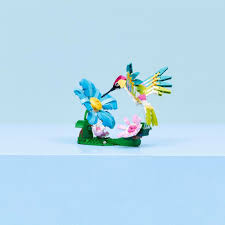 LEGO Wild Animals Colorful Hummingbird